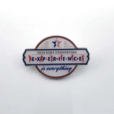 USB C Convention Soft Enamel Lapel Pin สีกล้าและซับซ้อน สําหรับงานที่ระลึกและนักบอลลิ่ง